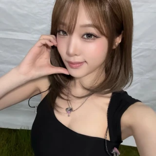 260527-yena-yenacore-instagram-update-v0-oy0uz9wozq3h1