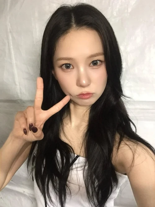 260527-yujin-2026-inje-university-festival-v0-gdmd4t61ct3h1.webp