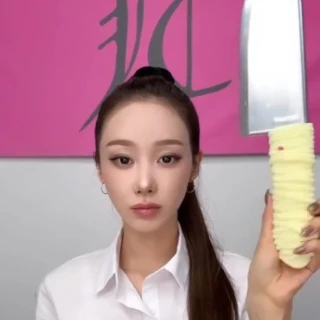 260528-giselle-instagram-update-v0-l0qvel41dp3h1