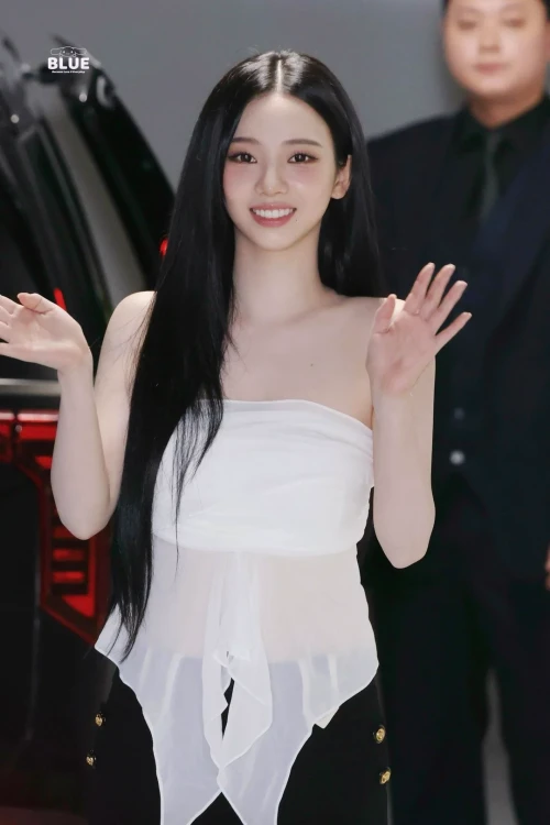 260528-karina-aespa-lemonade-press-conference-v0-67irqezg5w3h1.webp