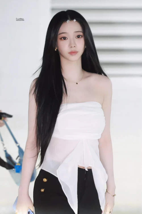 260528-karina-aespa-lemonade-press-conference-v0-e0i29ezg5w3h1.webp