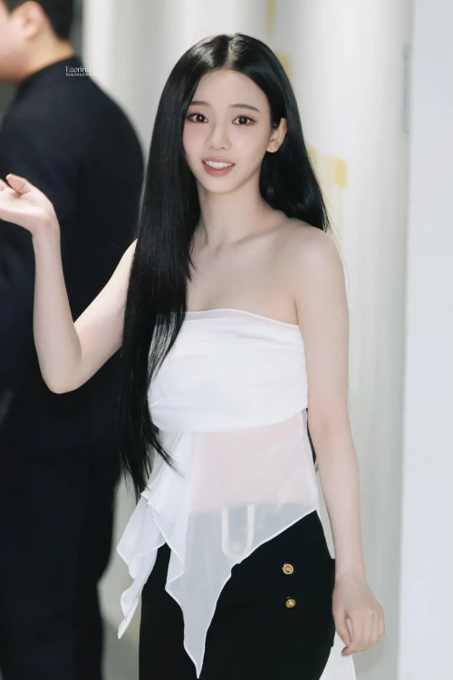 260528-karina-aespa-lemonade-press-conference-v0-ui7oyfzg5w3h1.webp