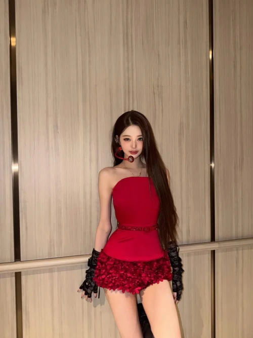 260528-wonyoung-instagram-update-v0-65ea3chv3u3h1.webp