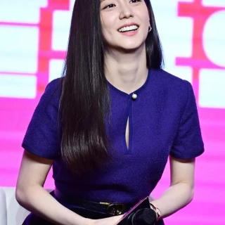 250107-jisoo-v0-eaomjf8v2n3h1