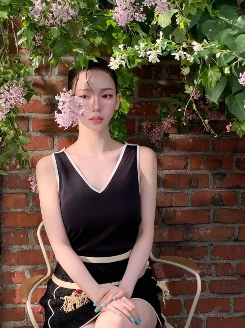 260527-karina-instagram-update-v0-f1q54t6btn3h1.webp