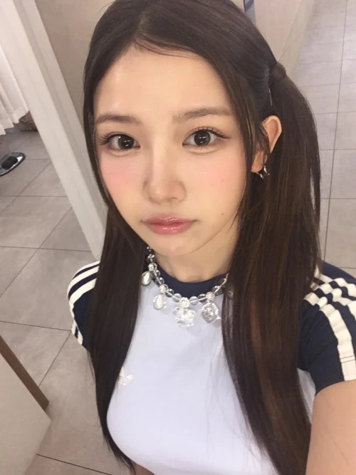 260527-kumi-weverse-update-v0-wbxhzc96hr3h1.webp