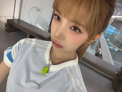 260527-mia-weverse-update-v0-604q6ucyoq3h1.webp
