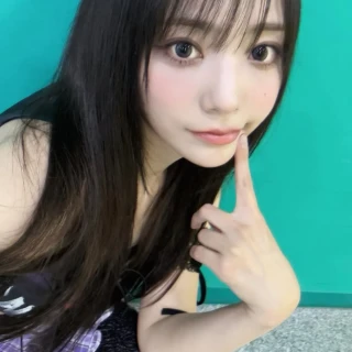 260527-siyeon-instagram-post-v0-bu3f30vxop3h1