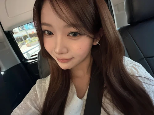 260528-kumi-weverse-update-v0-4nfjlfn7cy3h1.webp