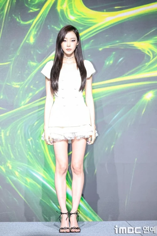 260529-giselle-v0-35mpc0bl104h1.webp