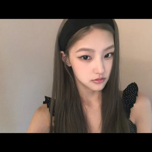260529-haneul-instagram-photos-v0-zzsy0sxfuz3h1.webp