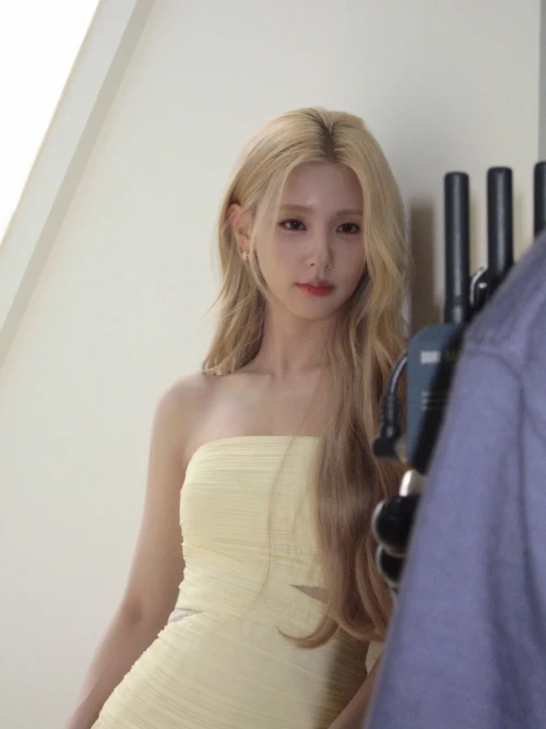 260529-miyeon-instagram-update-v0-6gti1wcylz3h1.webp