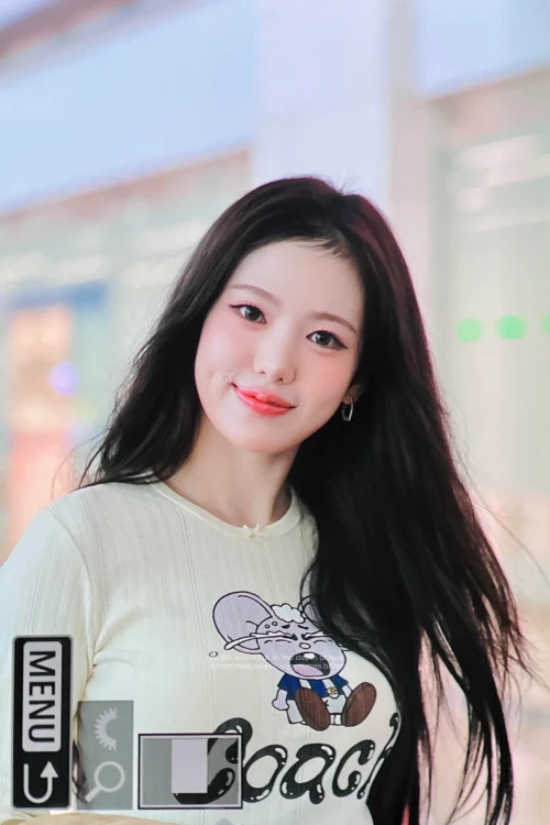 260529-sui-ft-leesol-airport-departure-v0-fzlcjtz5e04h1.webp