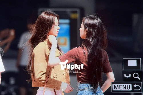 260529-sui-ft-leesol-airport-departure-v0-k5oebuz5e04h1.webp