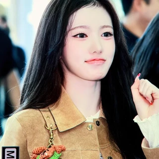 260529-sui-ft-leesol-airport-departure-v0-uyg2ytz5e04h1