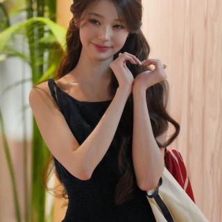 260529-wonyoung-v0-h1y1kd7ozz3h1